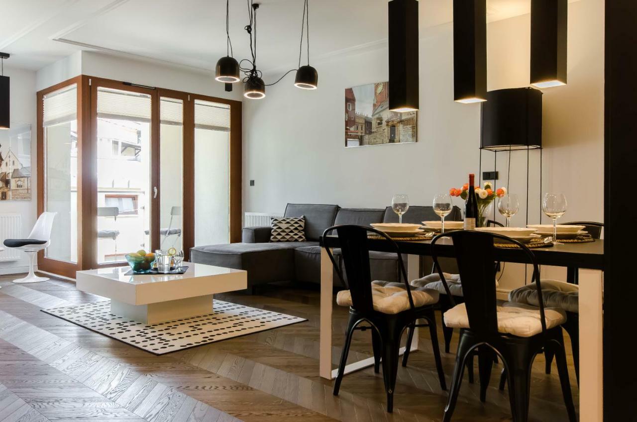 Central Kazimierz Apartment With Balcony Krakow Luaran gambar
